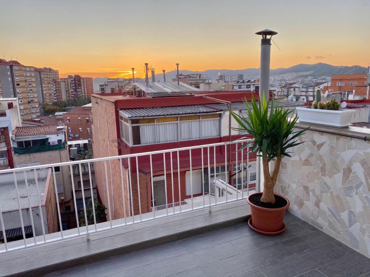 Amazing Badalona Apartment With Terrace Exterior photo